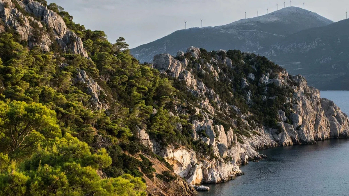 Greek Volcano May Reawaken After 100,000 Years, Challenging 'Extinct' Label