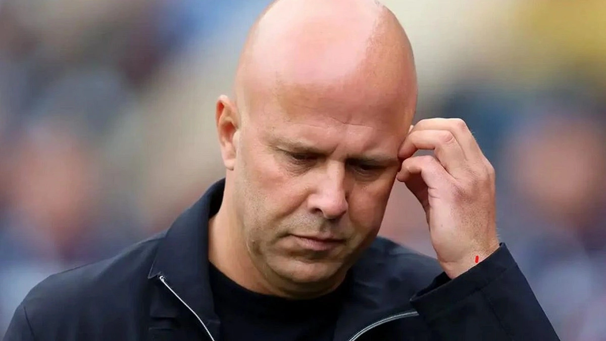 Liverpool Sacks Arne Slot