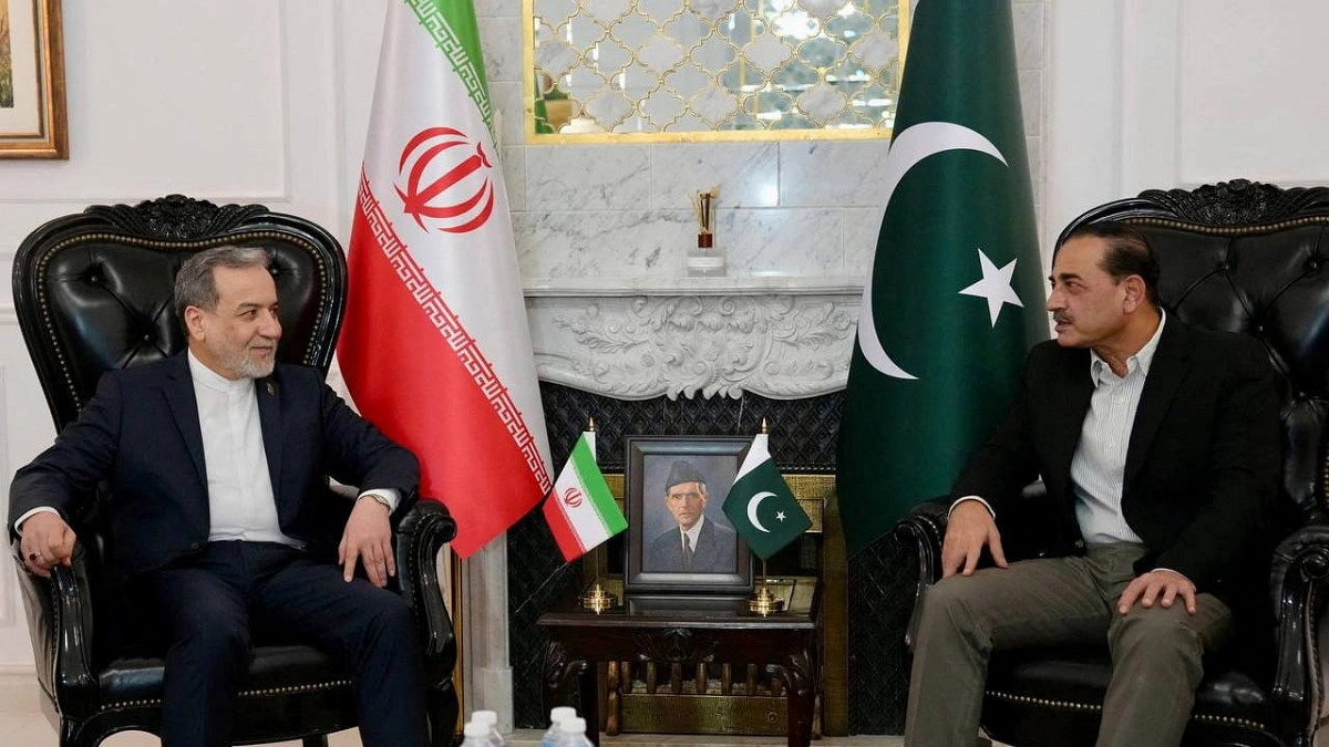 Iran Sends Response to US Ceasefire Proposal via Pakistan, State Media Reports