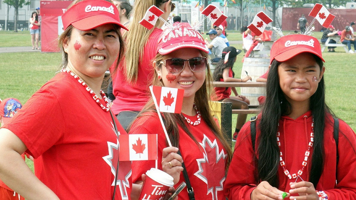 Americans rush to become Canadian citizens