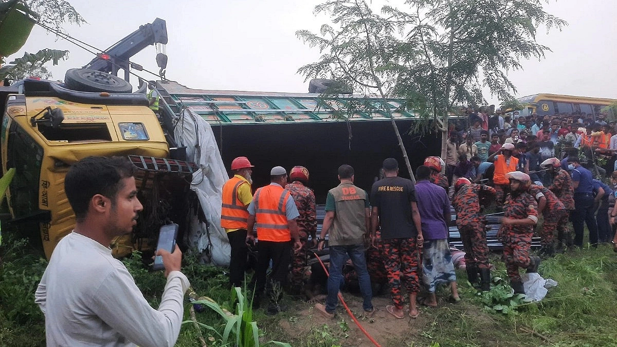 Death toll rises to 17 in Tangail truck accident