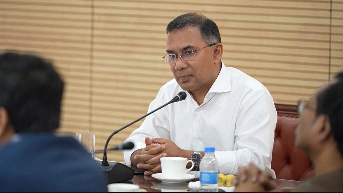 PM Seeks Media Cooperation to Build Humane State