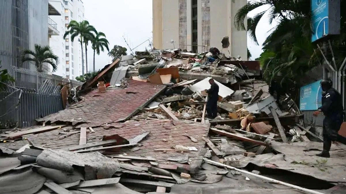 Venezuela Tremor: 'Sister, I thought we were going to die.'