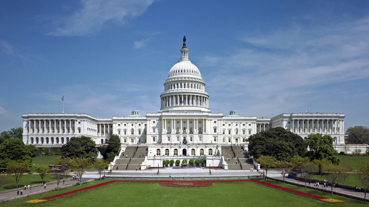 US Congress Passes $70 Billion Package to Fuel Trump's Immigration Enforcement