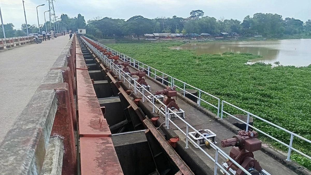 Illegal Sand Extraction Threatens Tk 1.68 Billion Muhuri Sluice Gate