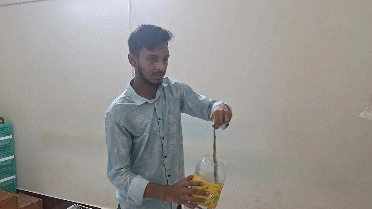 4-Foot Snake Found in Barisal Clinic AC Unit