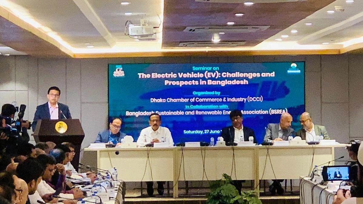 Charging Stations Needed Before Introducing Electric Vehicles