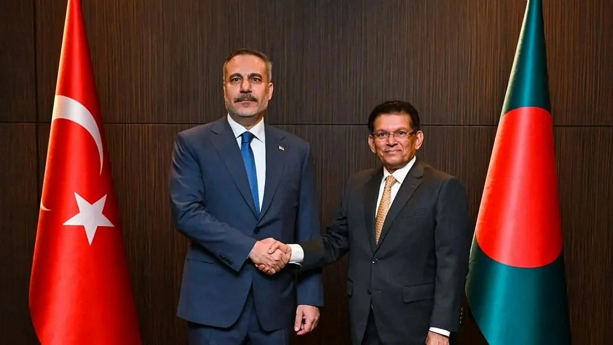 Turkish Foreign Minister Eyes on More Investment in Bangladesh’s Defense Industry