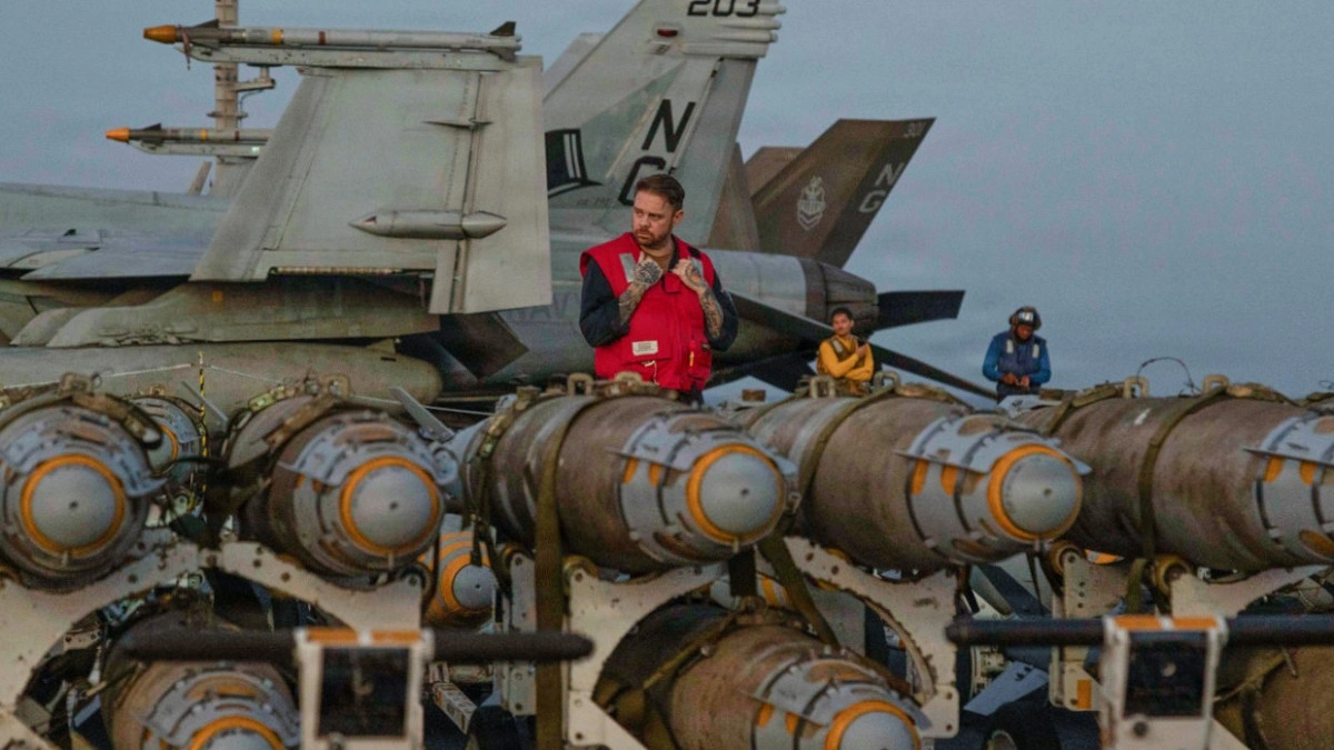 US, Iran Exchange Strikes in the Gulf, Testing Fragile Ceasefire