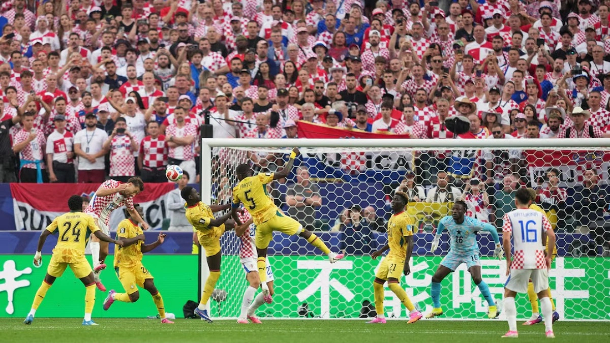 Croatia Edge Ghana 2-1 to Secure Place in World Cup