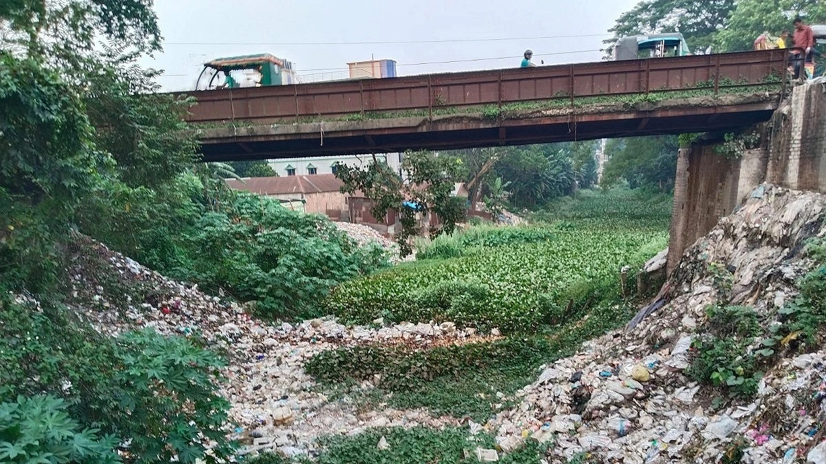 Sundari Canal Falls Into Decline