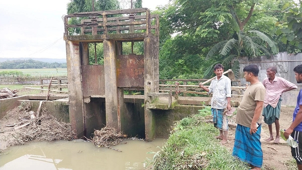 Neglected Sluice Gate Floods 70 Homes, Farmland in Khagrachari