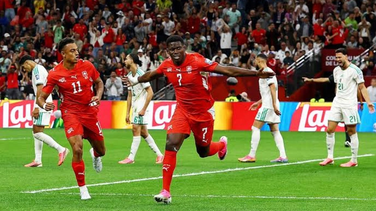 Switzerland Cruises Past Algeria 2-0 to Reach Round of 16