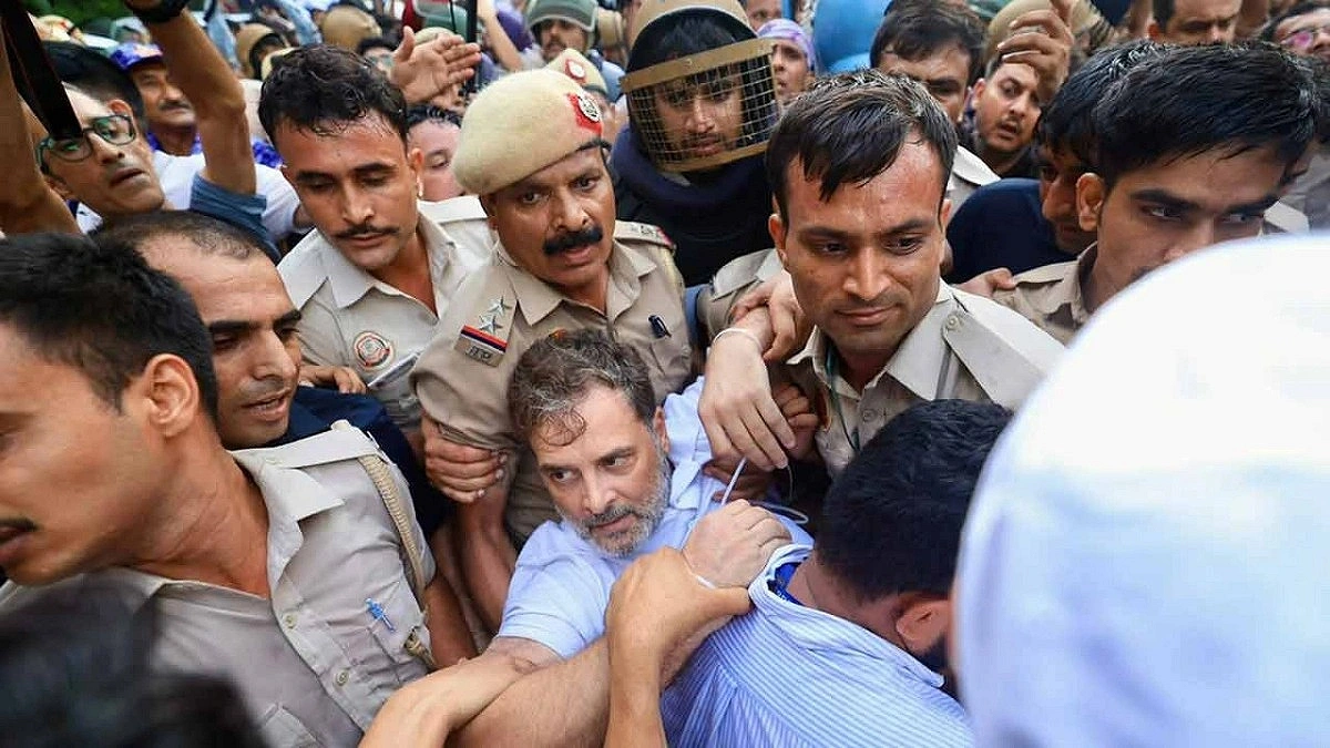 Rahul, Priyanka, Akhilesh detained during CJP protest in New Delhi