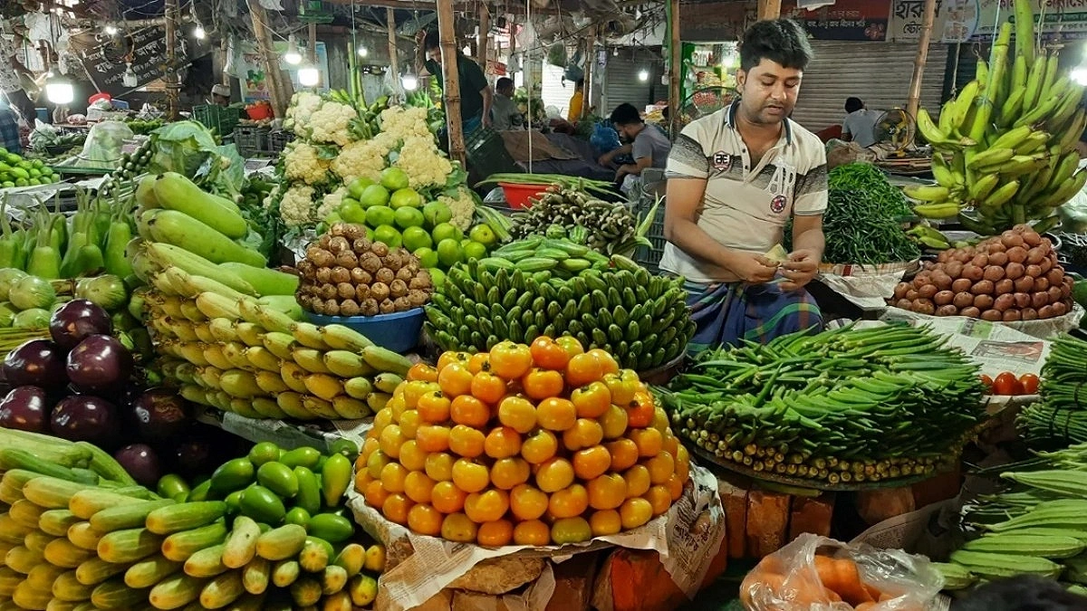 Dhaka Market Update: Potatoes Tk 25, Fish Starts at Tk 250