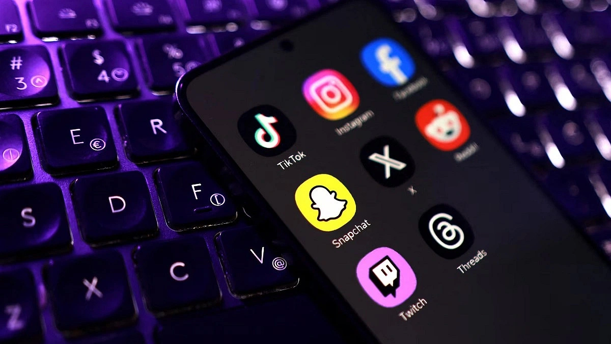 France Bans Social Media for Children Under 15