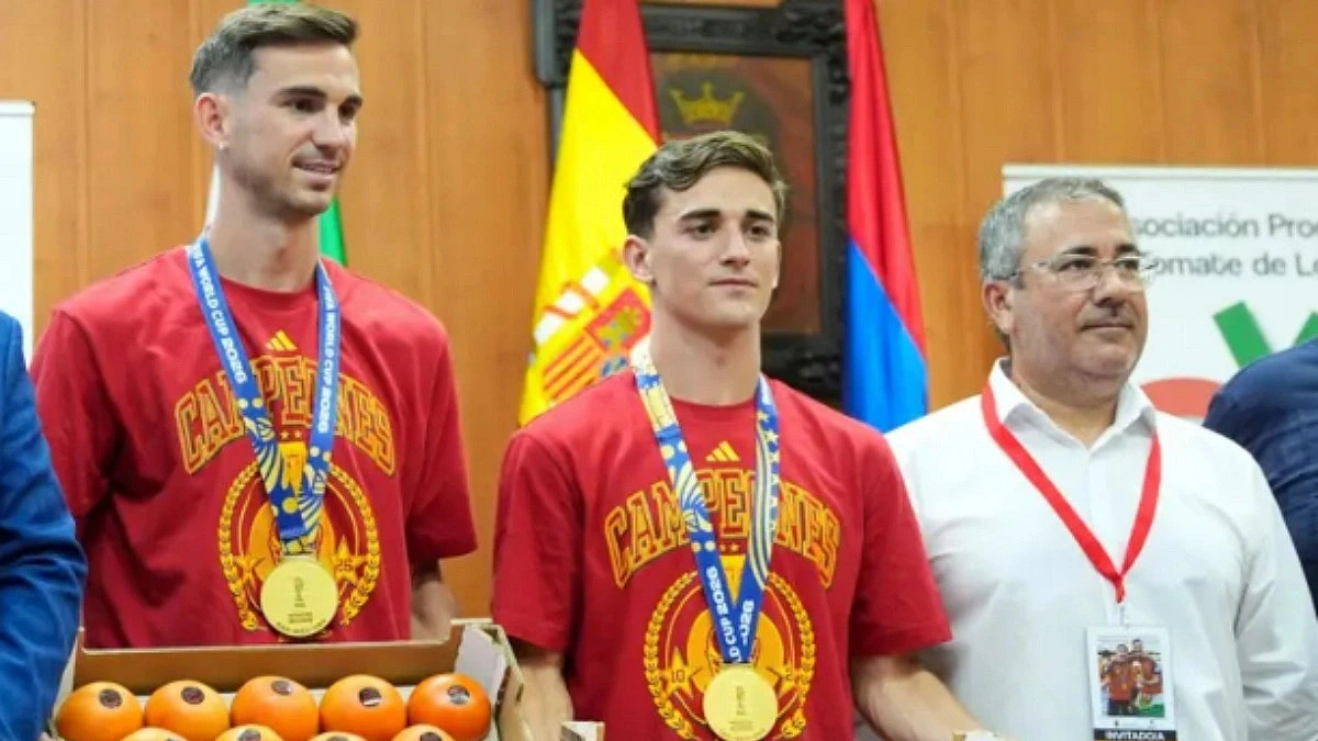 'Tomato' Honor After World Cup Win!