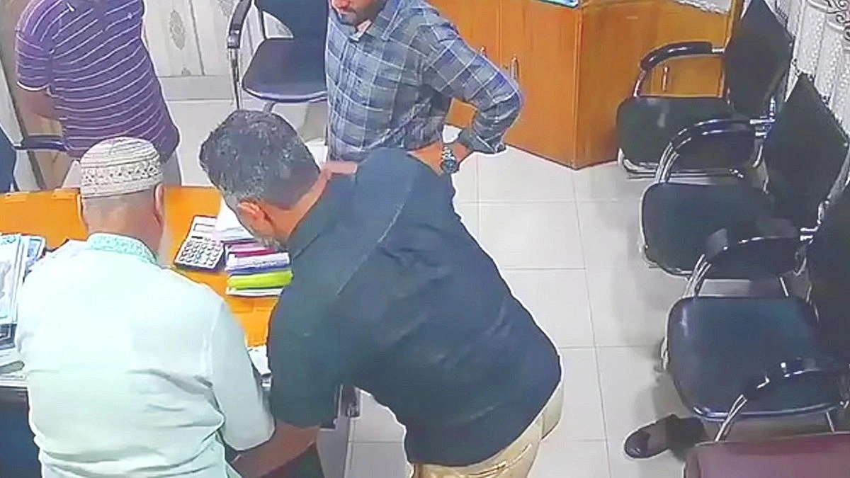 Businessman's testicles squeezed to force signatures on cheques, stamps