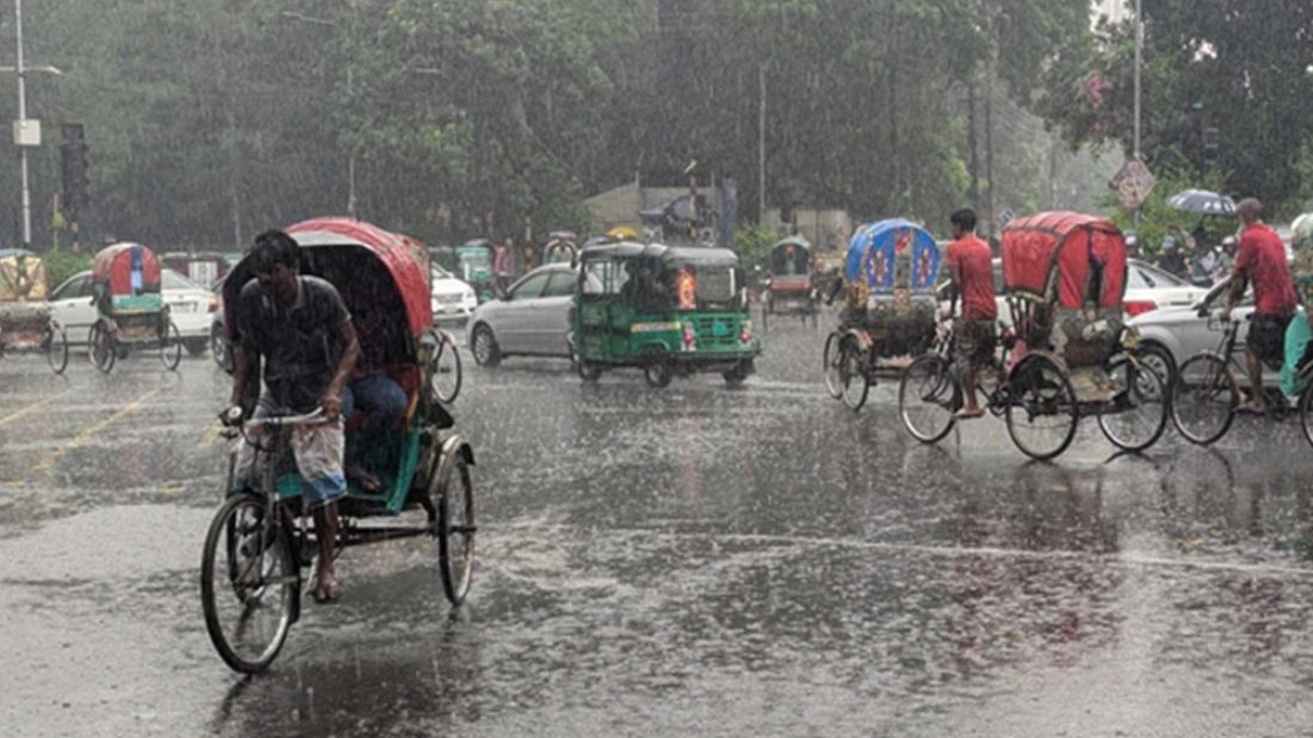 Rickshaw fares double as soon as rain falls