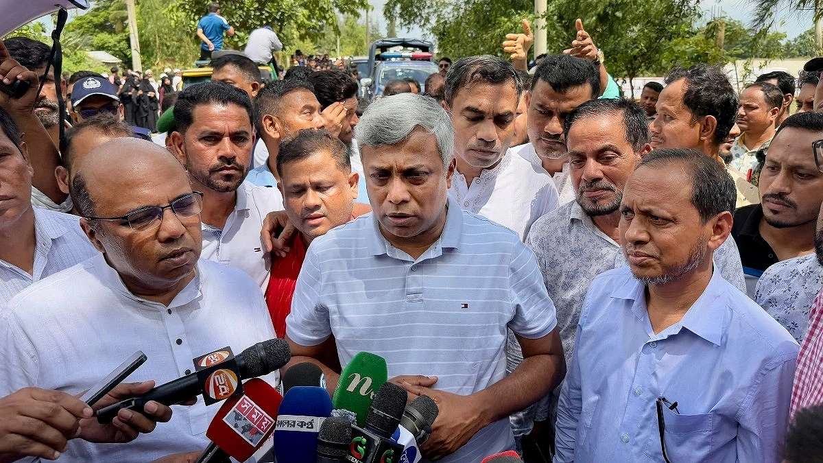 Amit Vows Full Relief, Rehabilitation for Flood Victims
